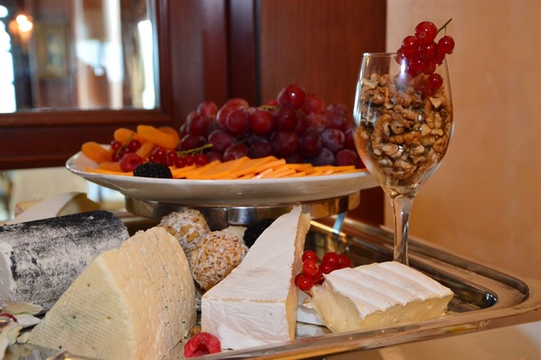 Le Ciel Sunday Buffet 